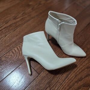 BCBGeneration Cream Heeled Boots